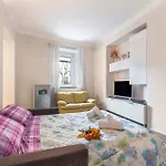 Little Mermaid Of Stresa Pet Friendly- Happy Rentals Διαμέρισμα
