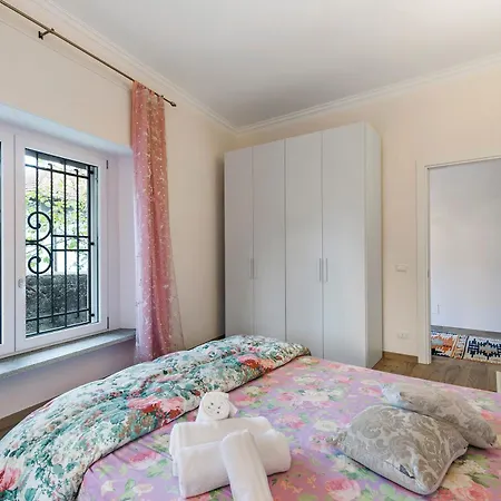 Little Mermaid Of Stresa Pet Friendly- Happy Rentals