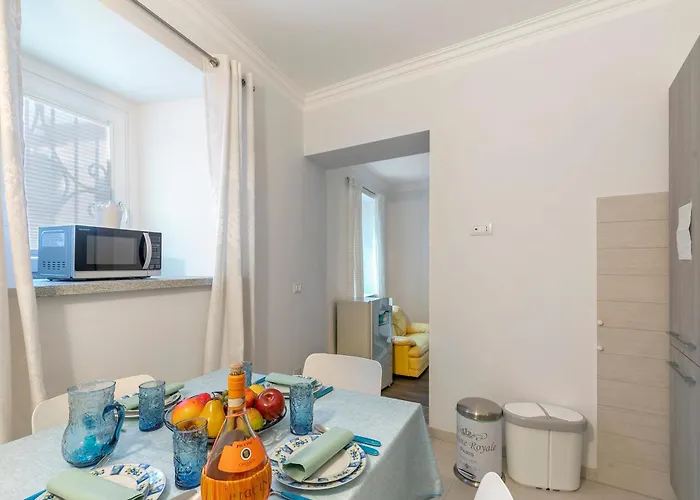 Little Mermaid Of Stresa Pet Friendly- Happy Rentals Apartmán Stresa