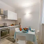 Apartment Little Mermaid Of Pet Friendly- Happy